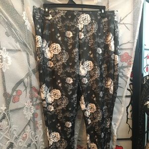 Lame Bryant floral pants size 14/16
